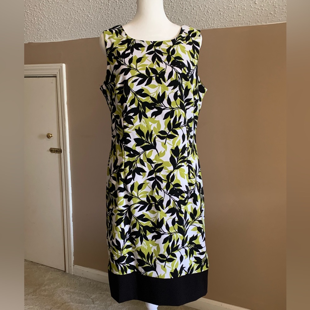 Ronni Nicole Sheath Dress - Picture 1 of 8